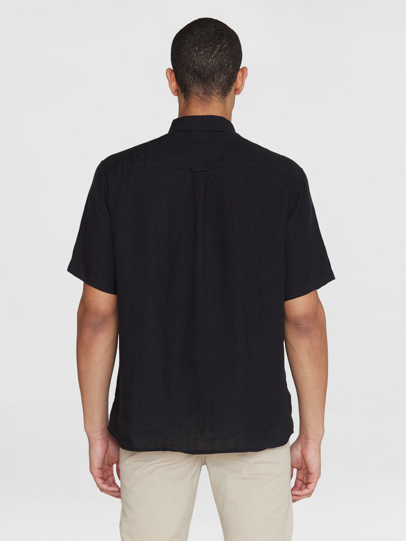 KnowledgeCotton Apparel - MEN Custom fit linen short sleeve shirt Shirts 1300 Black Jet