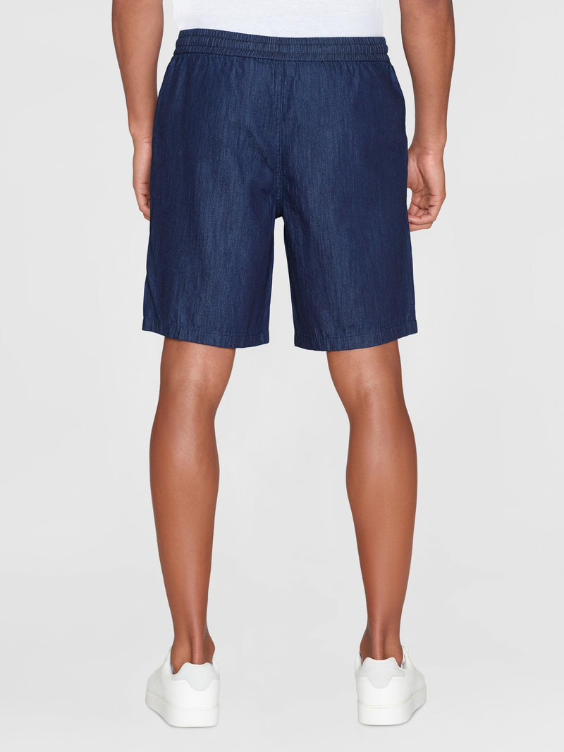 KnowledgeCotton Apparel - MEN FIG loose denim classic indigo shorts - GOTS/Vegan Shorts 3051 Classic indigo