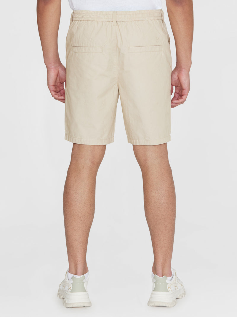 KnowledgeCotton Apparel - MEN FIG loose poplin elastic waist string shorts - GOTS/Vegan Shorts 1228 Light feather gray