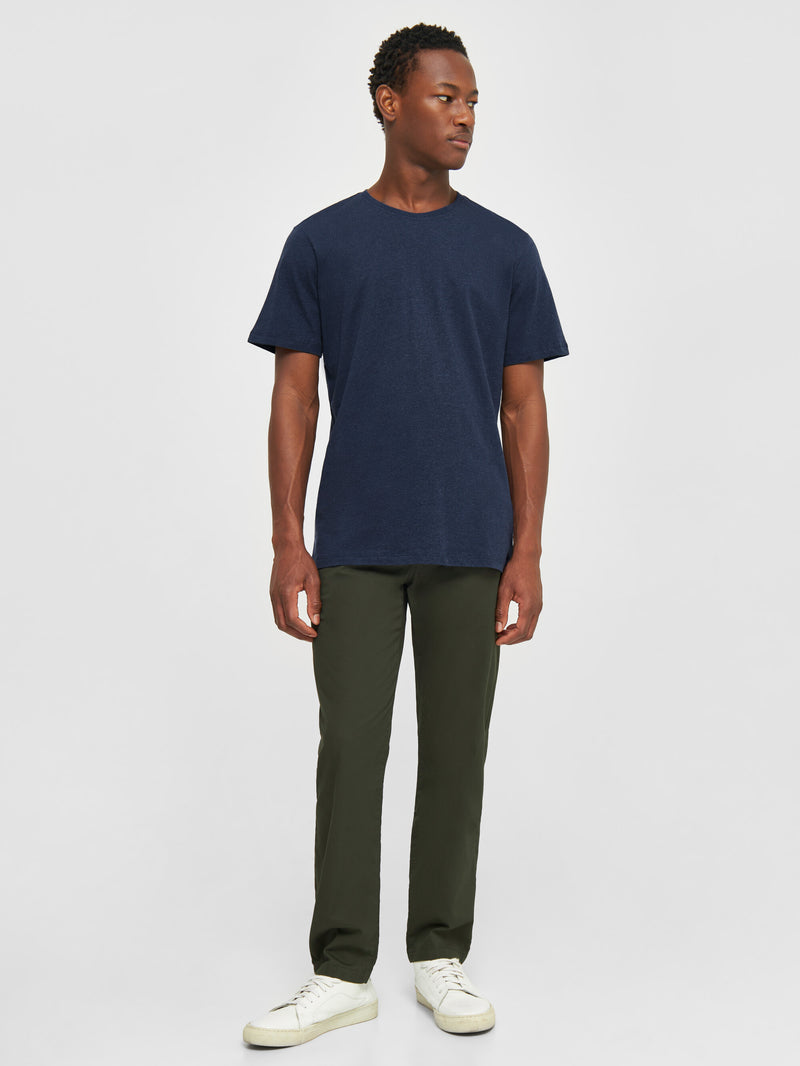 KnowledgeCotton Apparel - MEN Regular fit Basic tee T-shirts 1257 Insigna Blue melange